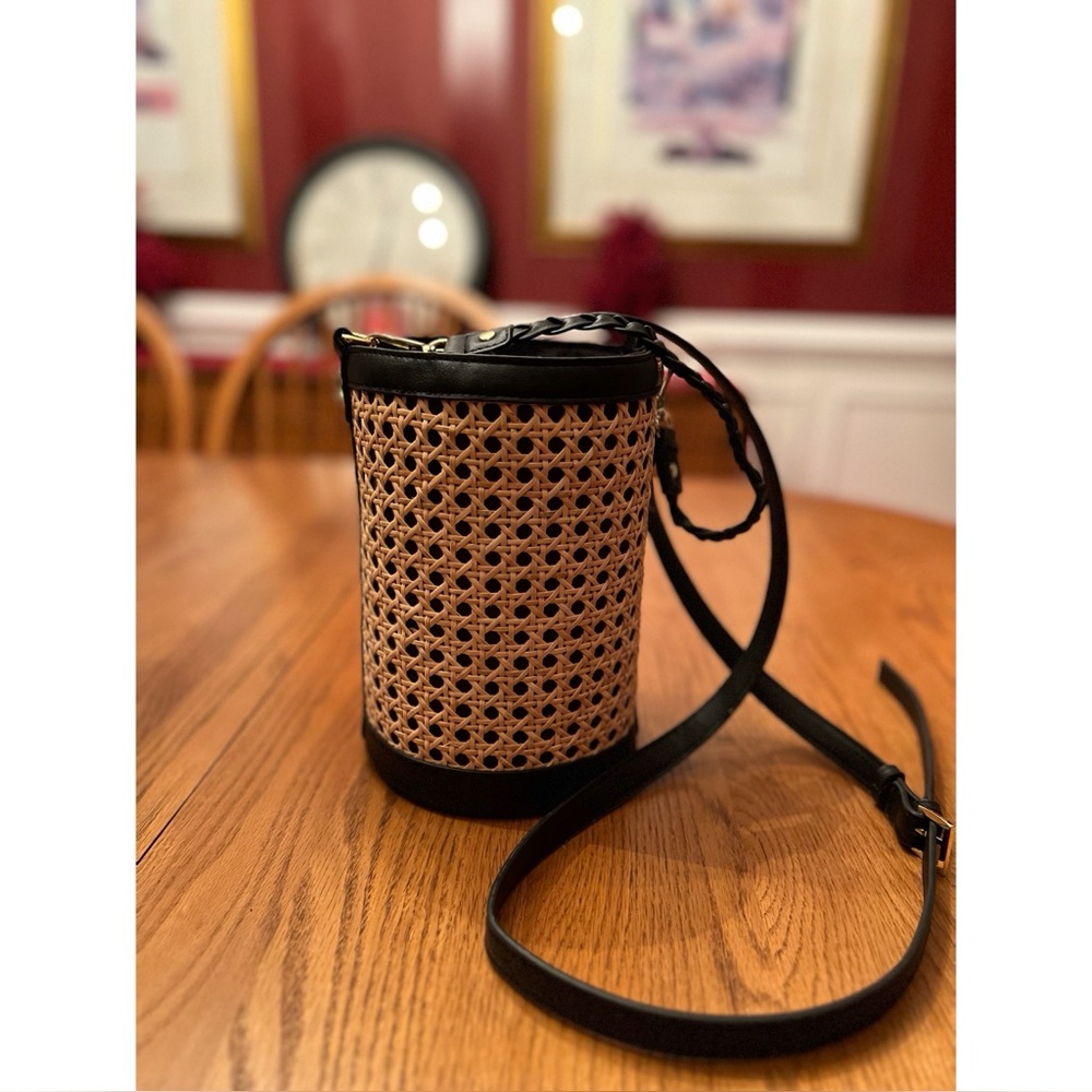 NWOT Straw Cylinder Black and Tan Crossbody Purse